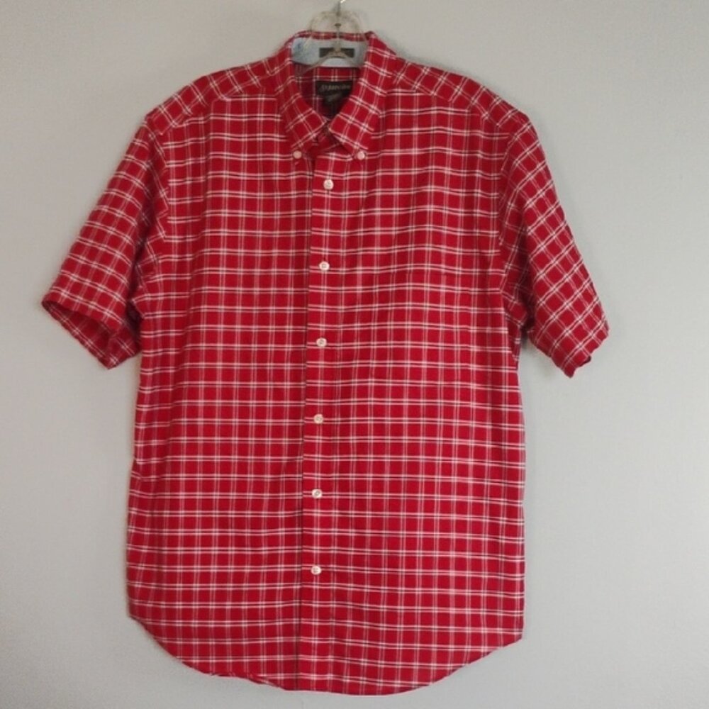 St. John's Bay Red White Plaid Casual Button Down Short Sleeve Shirt Size M